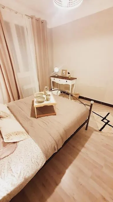 *Cosy* Spacieux * Entree Autonome* Centrale* Авиньон Апартаменты